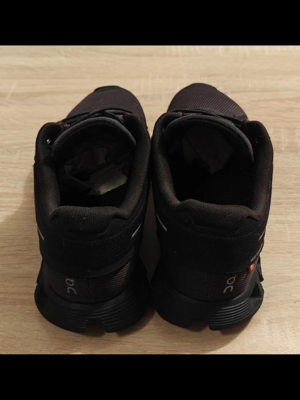 Size 9.5 - ON Cloud 5 Black W  Athletic Shoes Running